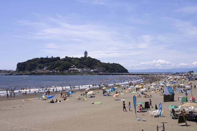 Enoshima main beach