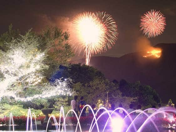 fireworks-gora-onsen