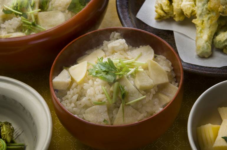 Bamboo shoots on rice