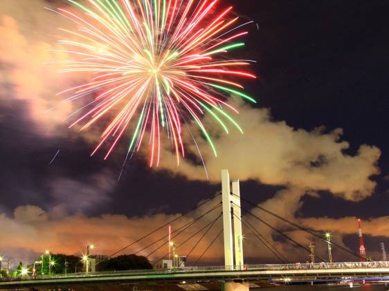 Tsurumi River Fireworks